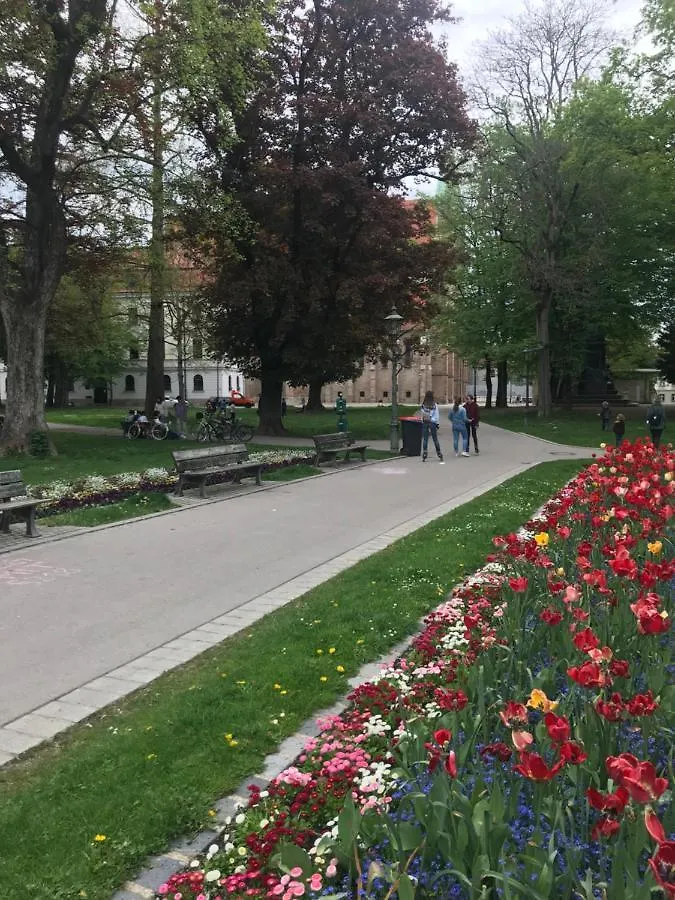 Privatzimmer Augsburg Rechts Der Wertach