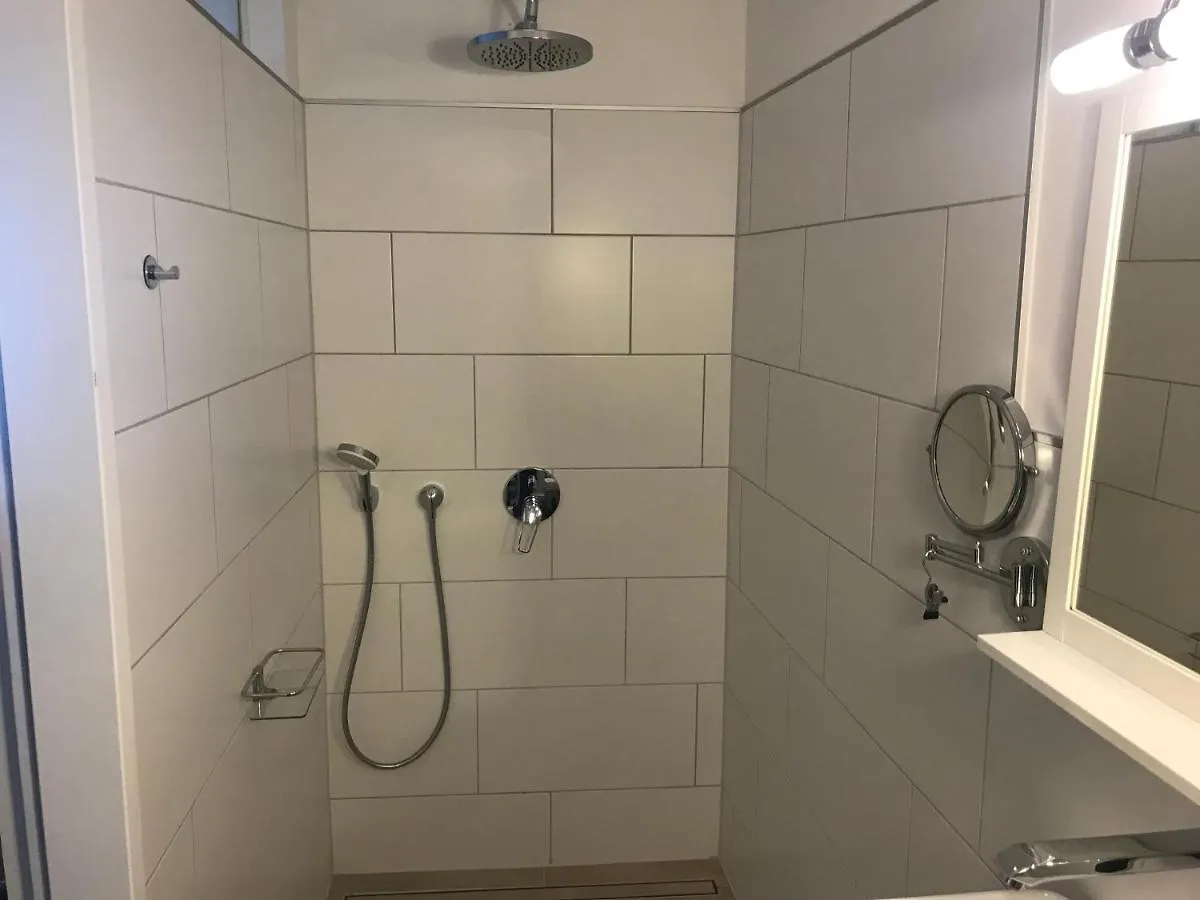 Privatzimmer Augsburg Rechts Der Wertach 0*,